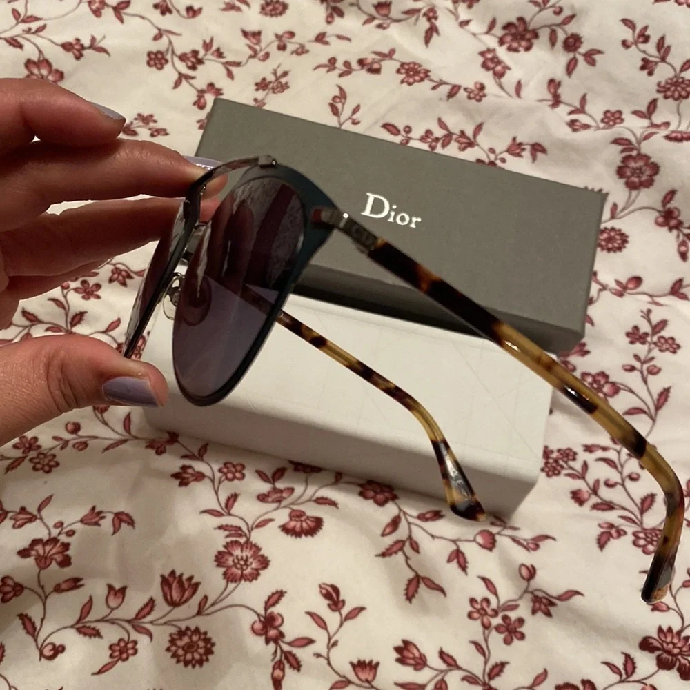 Christian Dior Reflected sunglasses - Picture 3 of 3
